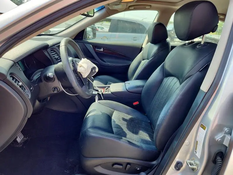 2017 INFINITI QX50 BASE  