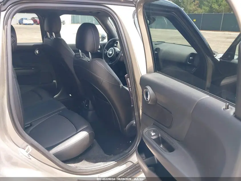 2017 MINI COUNTRYMAN COOPER