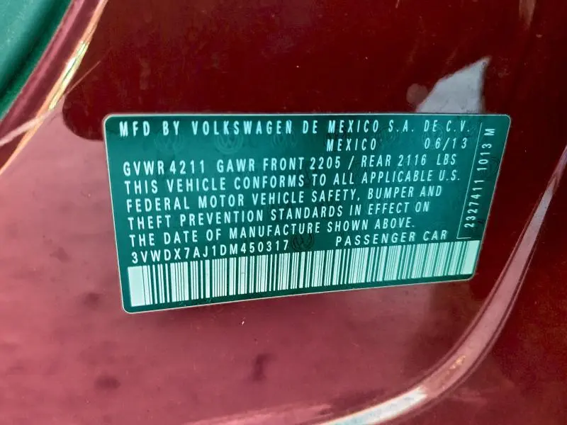 2013 VOLKSWAGEN JETTA SE  