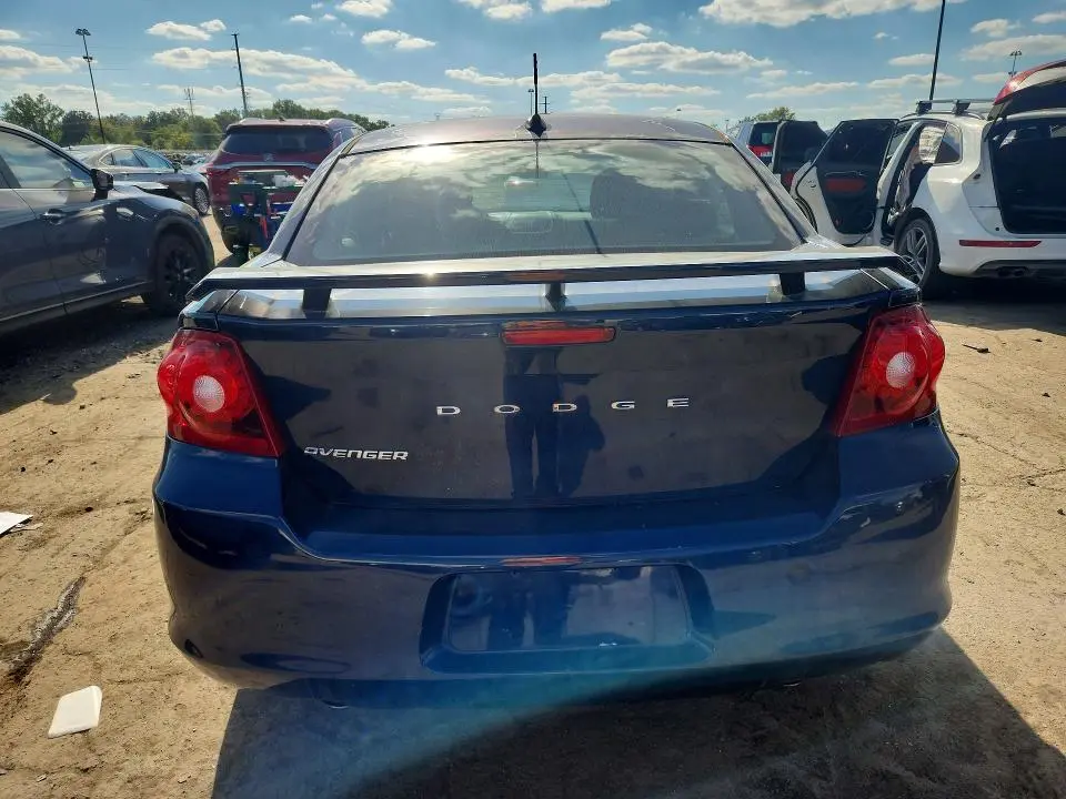 2014 DODGE AVENGER SE  