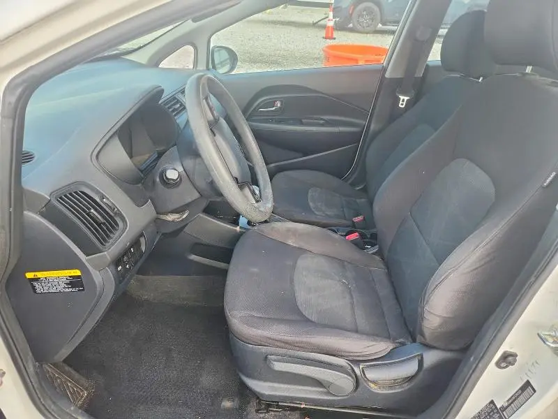 2015 KIA RIO LX  