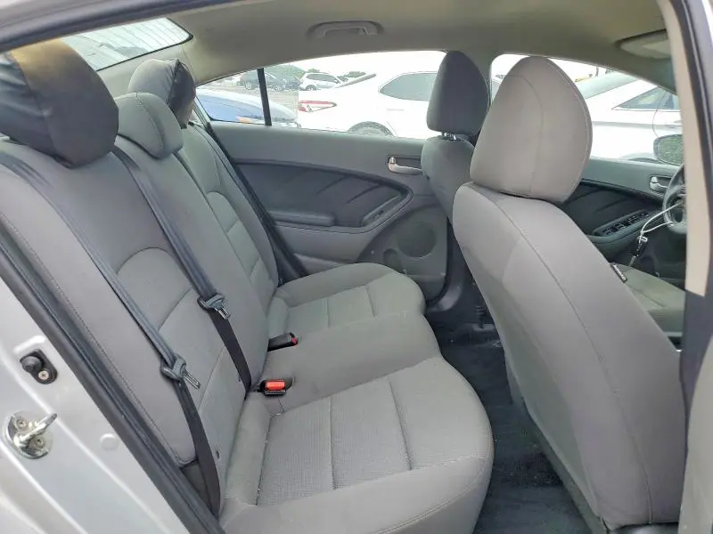 2018 KIA FORTE LX  