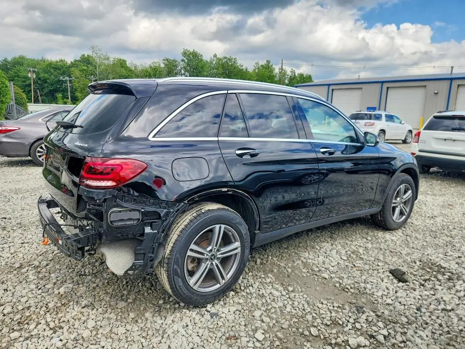 2022 MERCEDES-BENZ GLC 300 4MATIC  