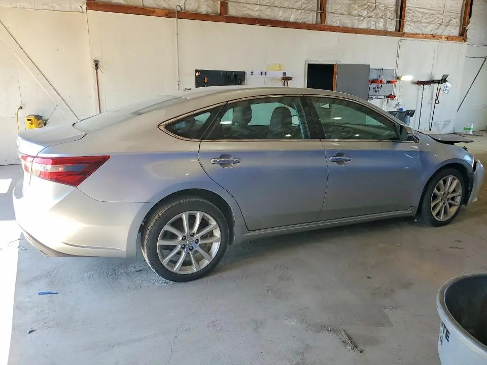 2016 TOYOTA AVALON XLE  