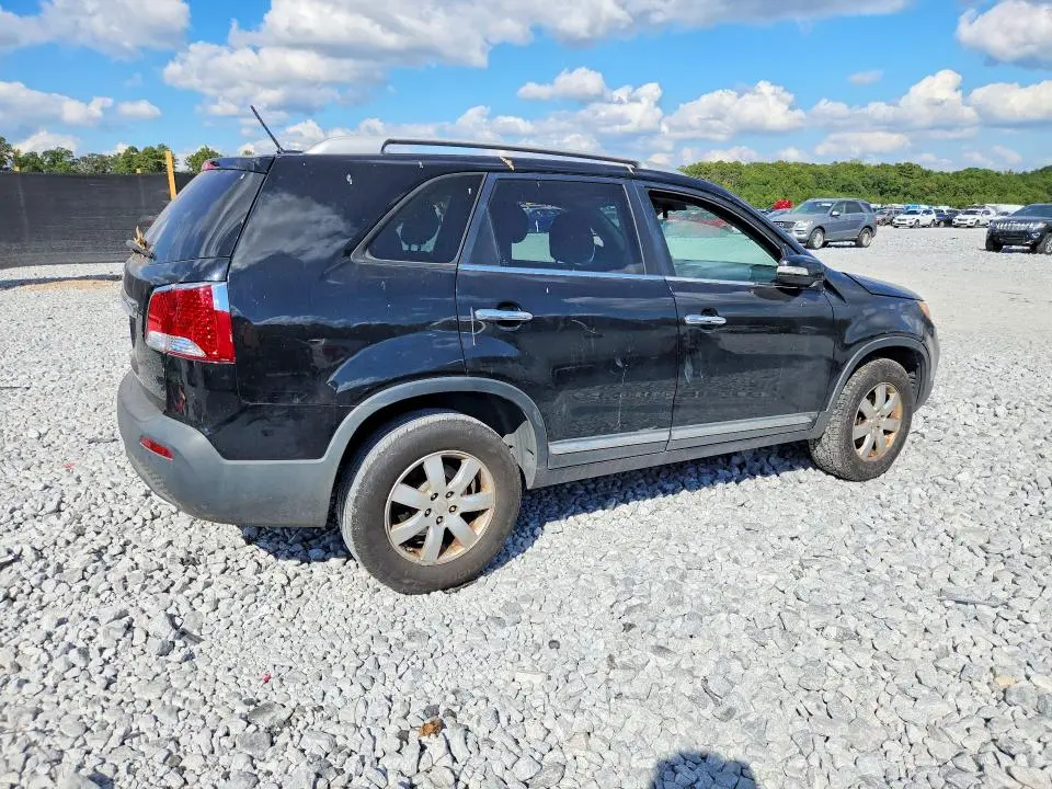 2011 KIA SORENTO LX  