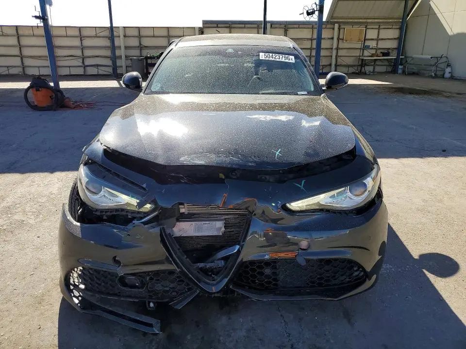 2019 ALFA ROMEO GIULIA TI  