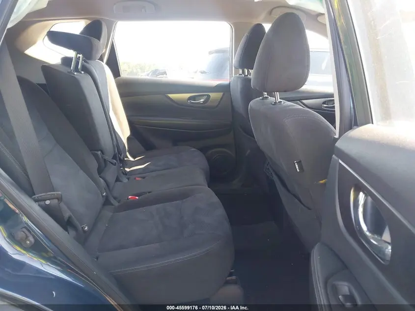 2015 NISSAN ROGUE S