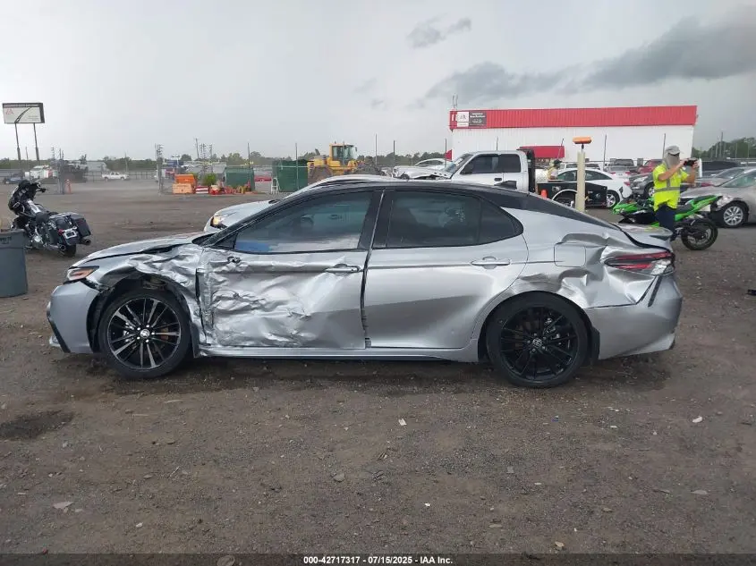 2023 TOYOTA CAMRY XSE