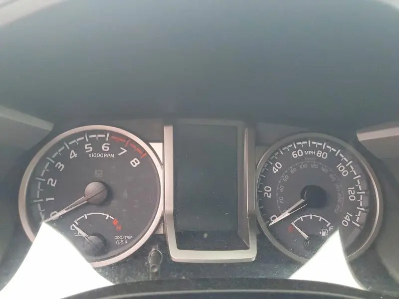 2021 TOYOTA TACOMA SR5 V6  