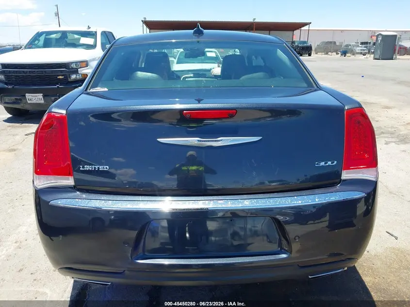 2018 CHRYSLER 300 LIMITED