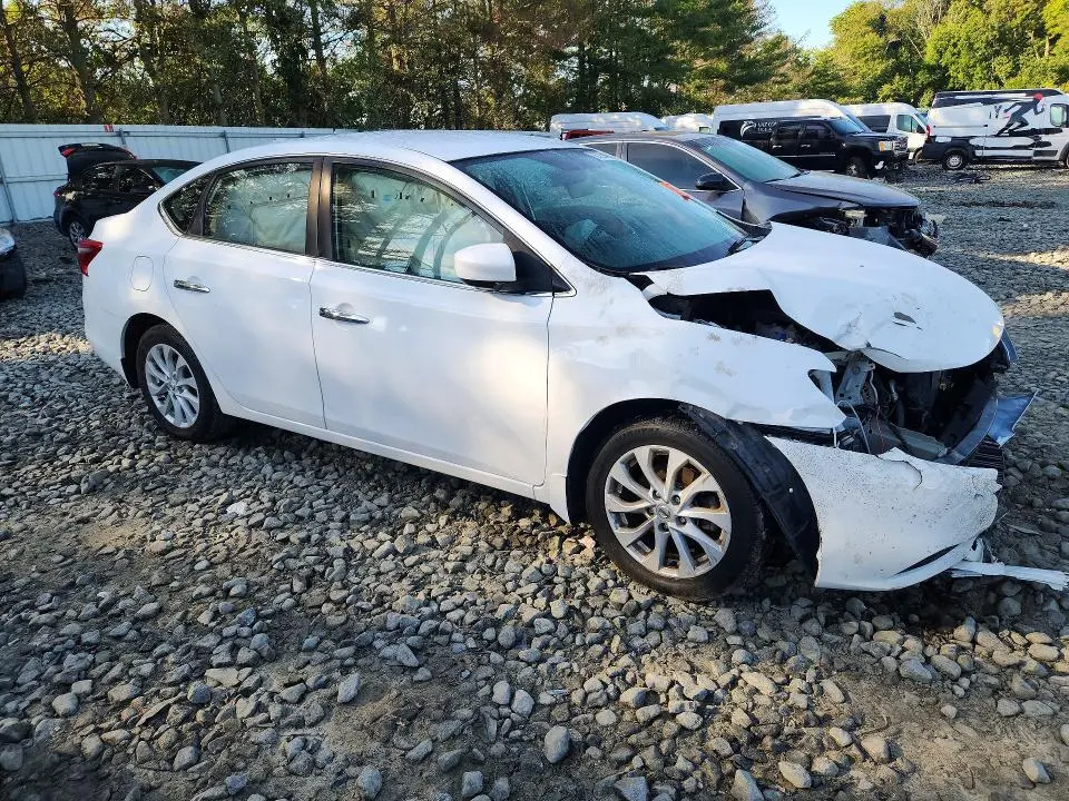 2019 NISSAN SENTRA SV  