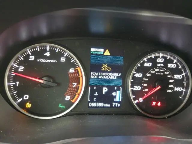 2020 MITSUBISHI ECLIPSE CROSS SE  