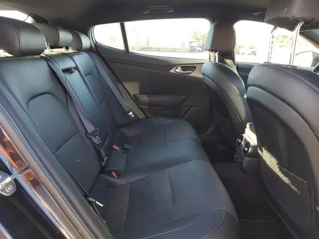 2018 KIA STINGER GT  