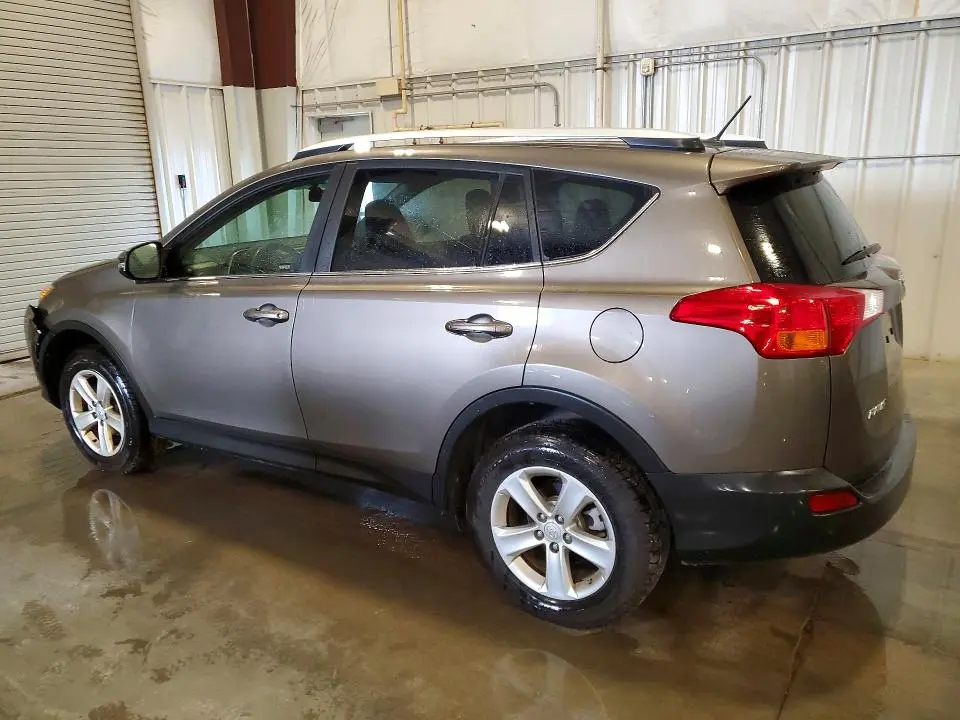2014 TOYOTA RAV4 XLE  