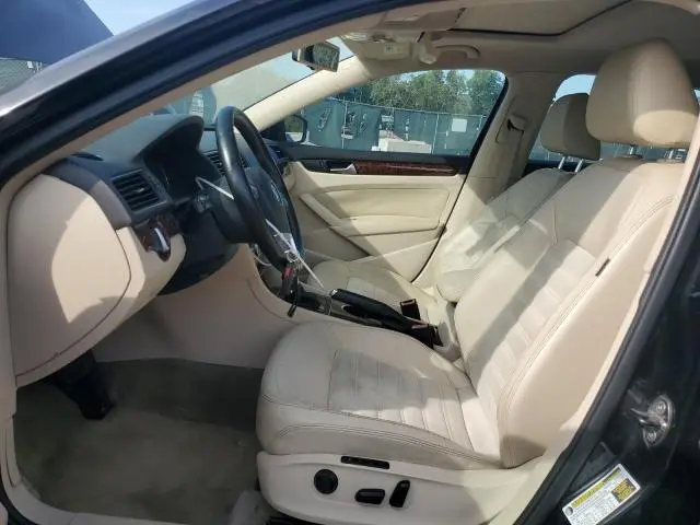 2013 VOLKSWAGEN PASSAT SEL  