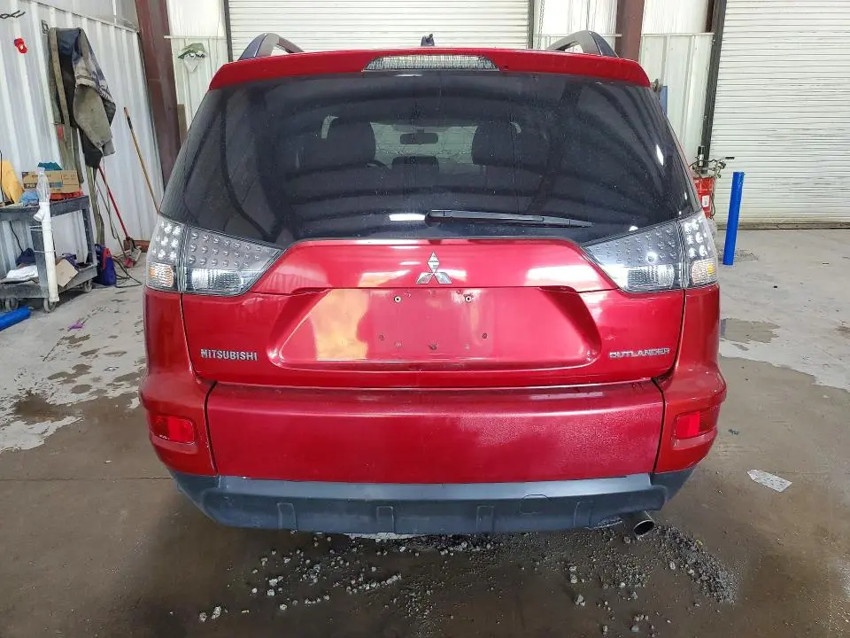 2010 MITSUBISHI OUTLANDER SE  