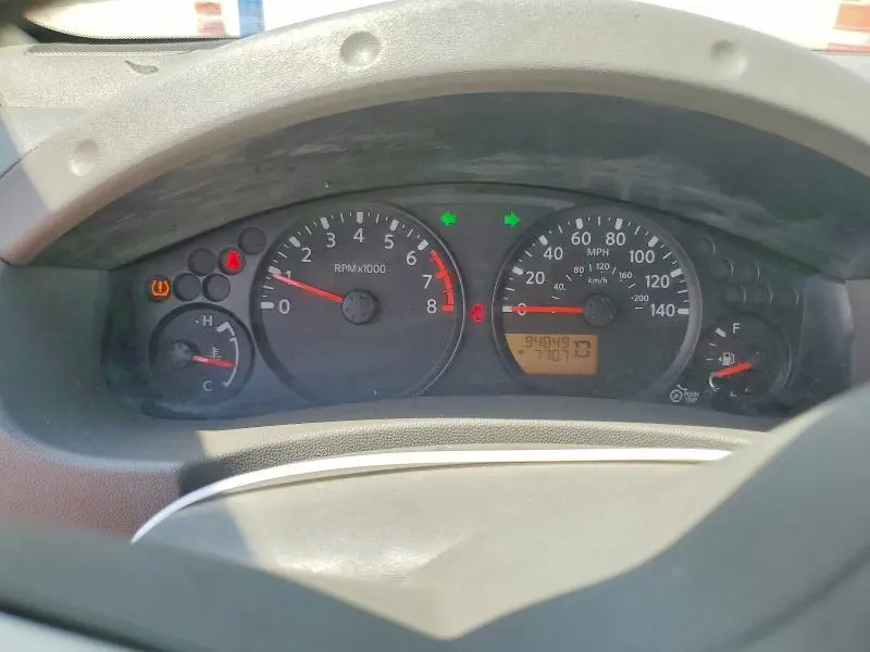 2013 NISSAN FRONTIER S  