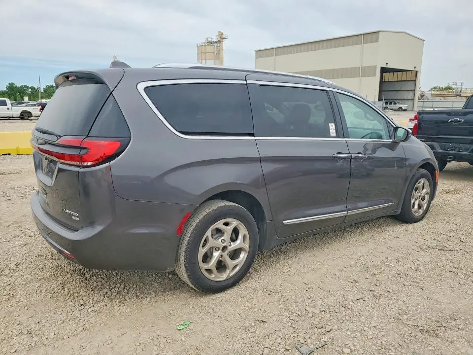 2021 CHRYSLER PACIFICA LIMITED  