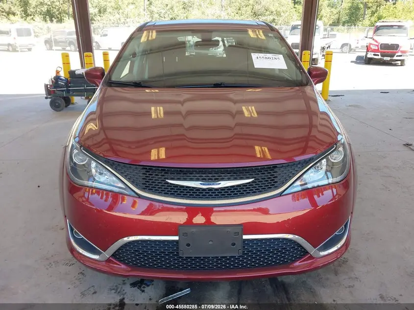 2019 CHRYSLER PACIFICA TOURING PLUS