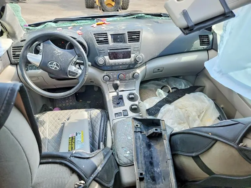 2013 TOYOTA HIGHLANDER BASE  