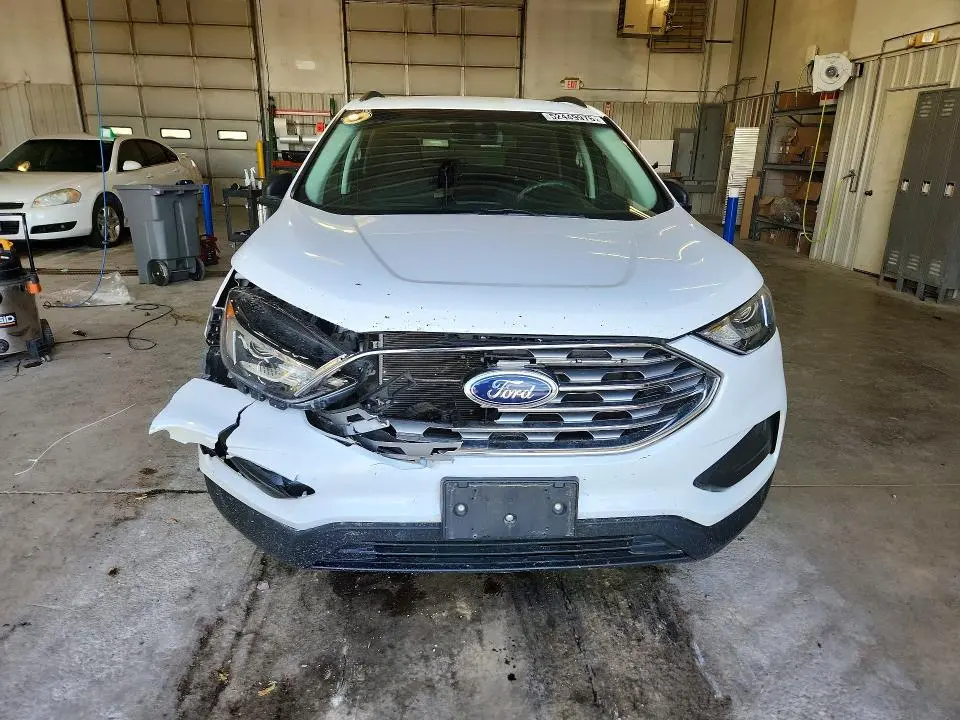 2020 FORD EDGE SE  