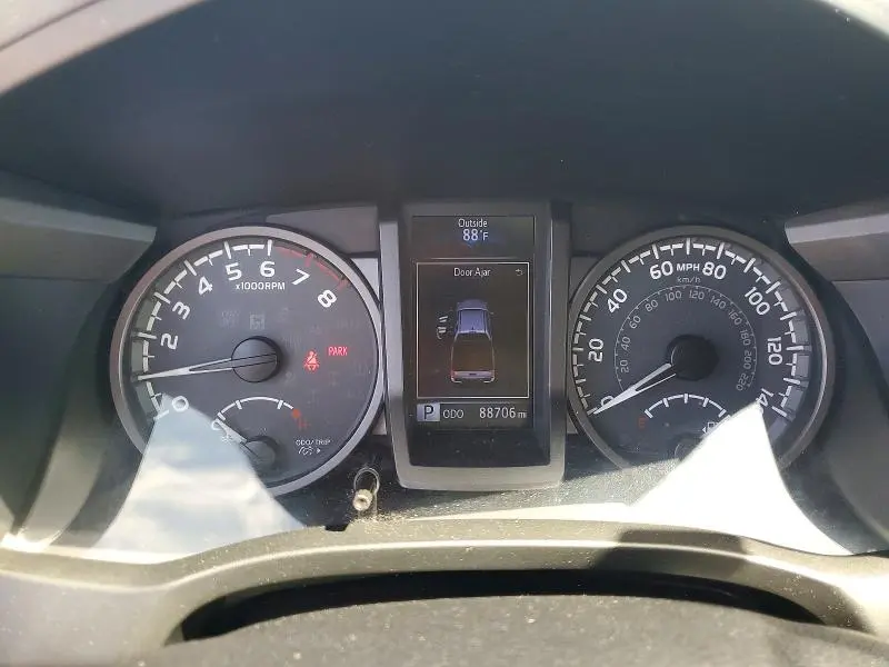 2016 TOYOTA TACOMA SR5 V6  