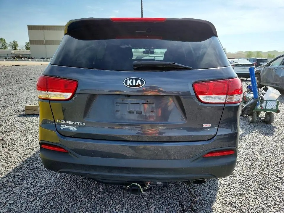 2016 KIA SORENTO LX  