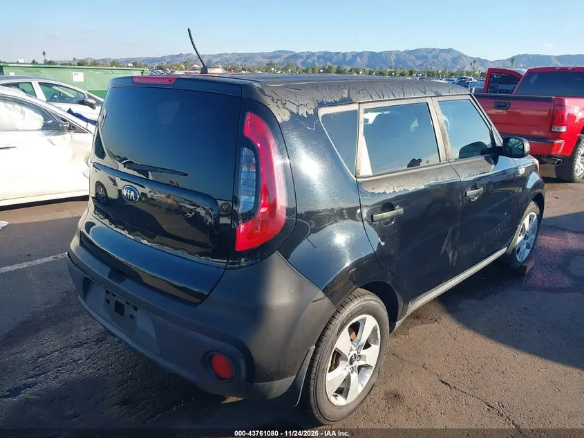 2017 KIA SOUL  
