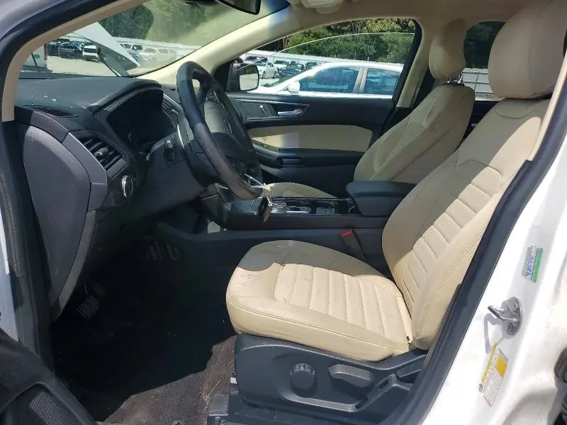 2019 FORD EDGE SE  