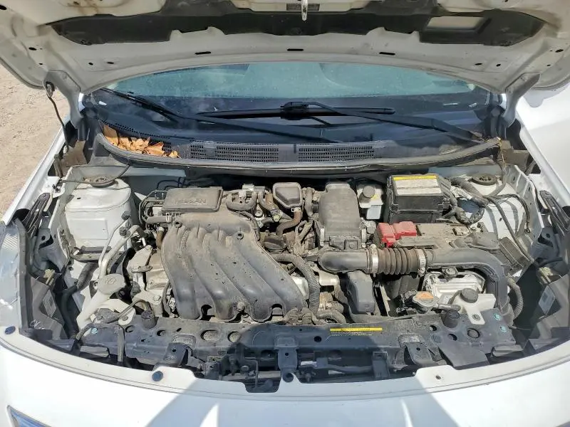 2019 NISSAN VERSA SV  