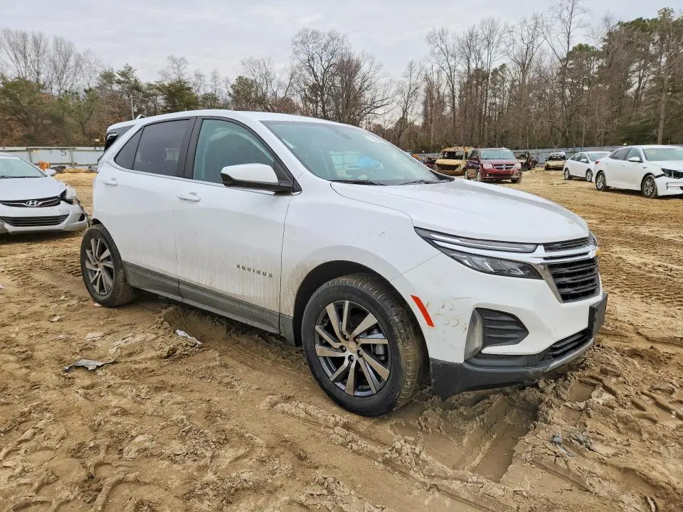 2022 CHEVROLET EQUINOX LT  