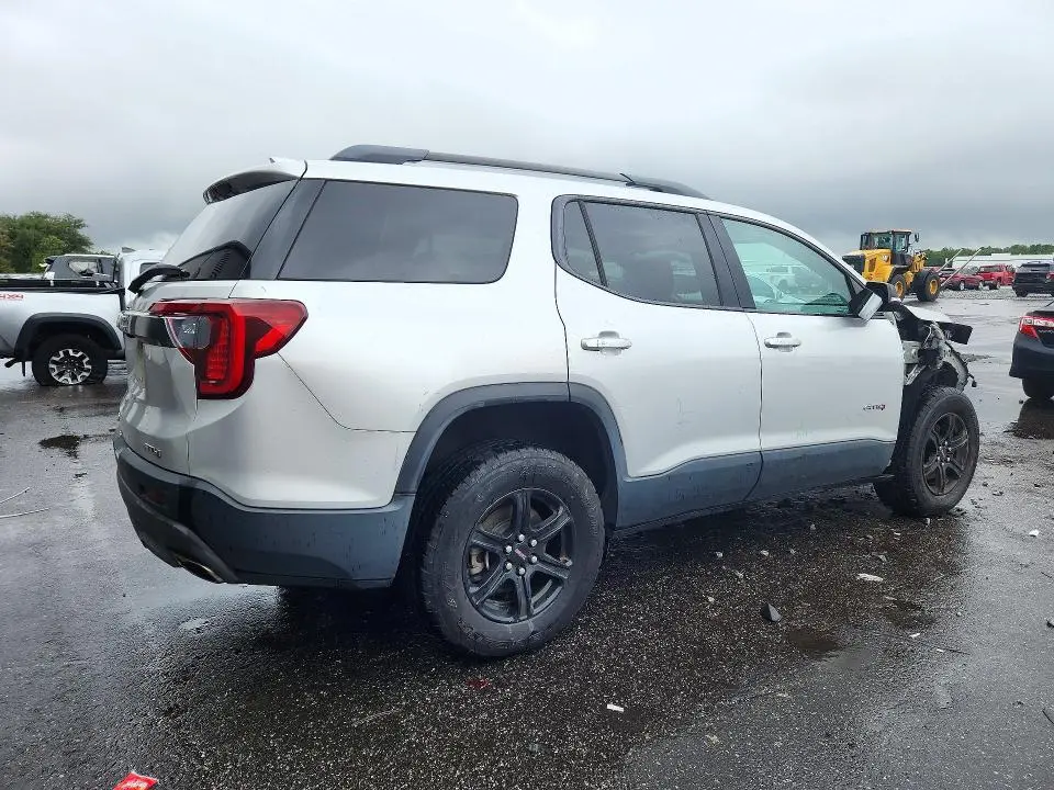 2020 GMC ACADIA AT4  
