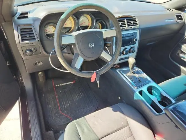 2010 DODGE CHALLENGER SE  