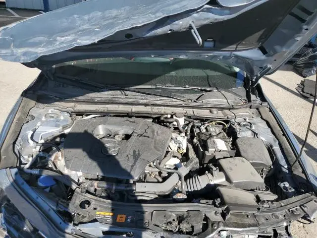 2025 MAZDA 3 PREFERRED  