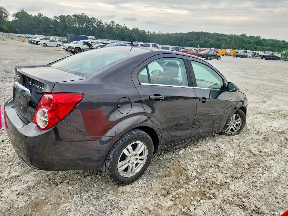 2013 CHEVROLET SONIC LT  