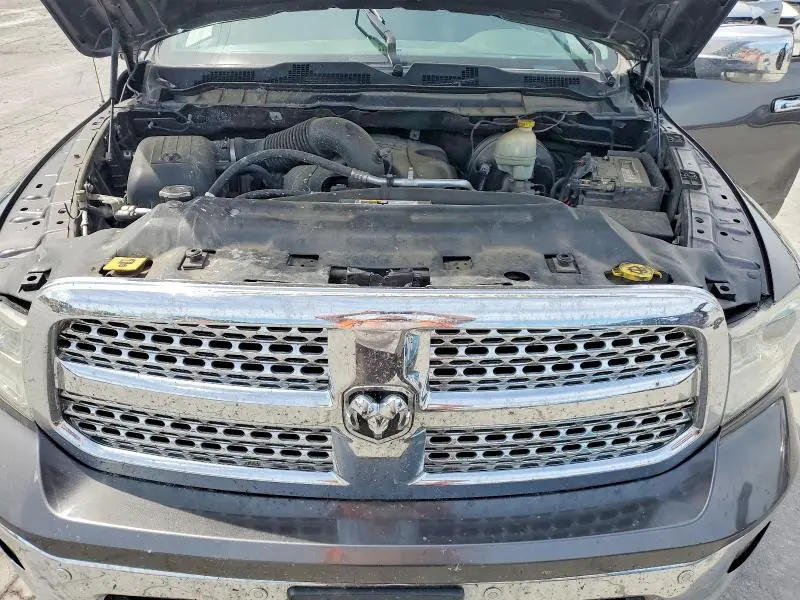 2016 RAM 1500 LARAMIE  