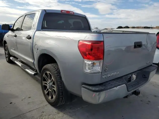 2013 TOYOTA TUNDRA CREWMAX SR5  