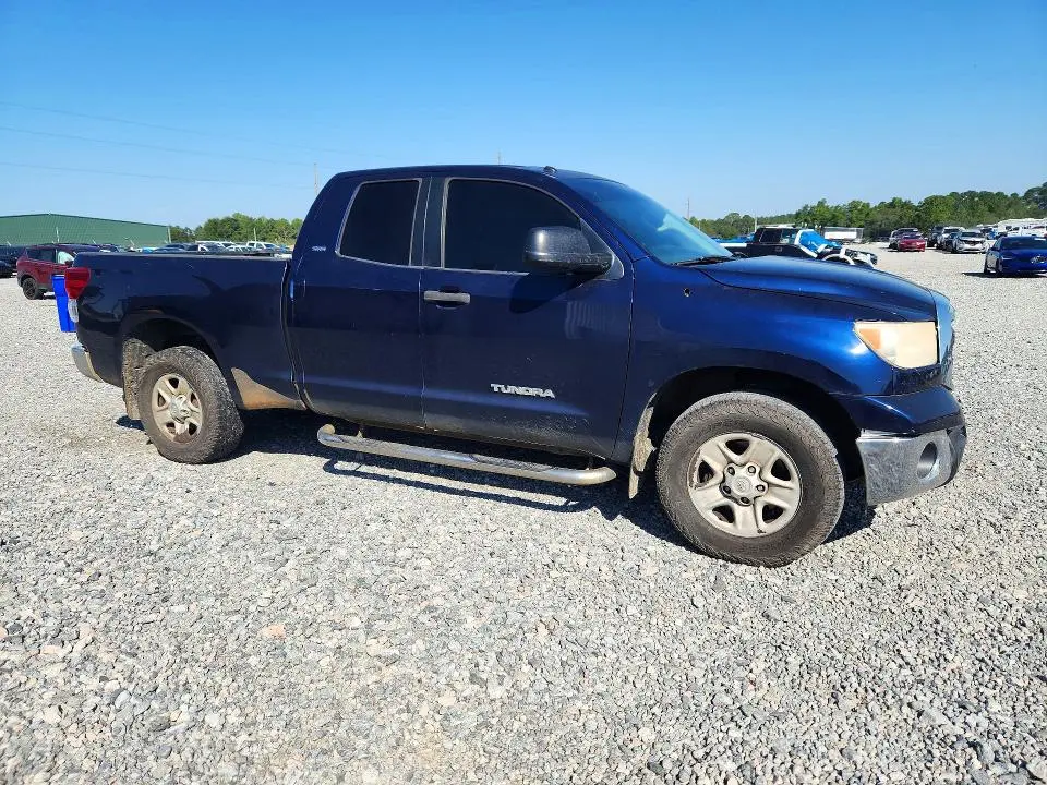2011 TOYOTA TUNDRA DOUBLE CAB SR5  
