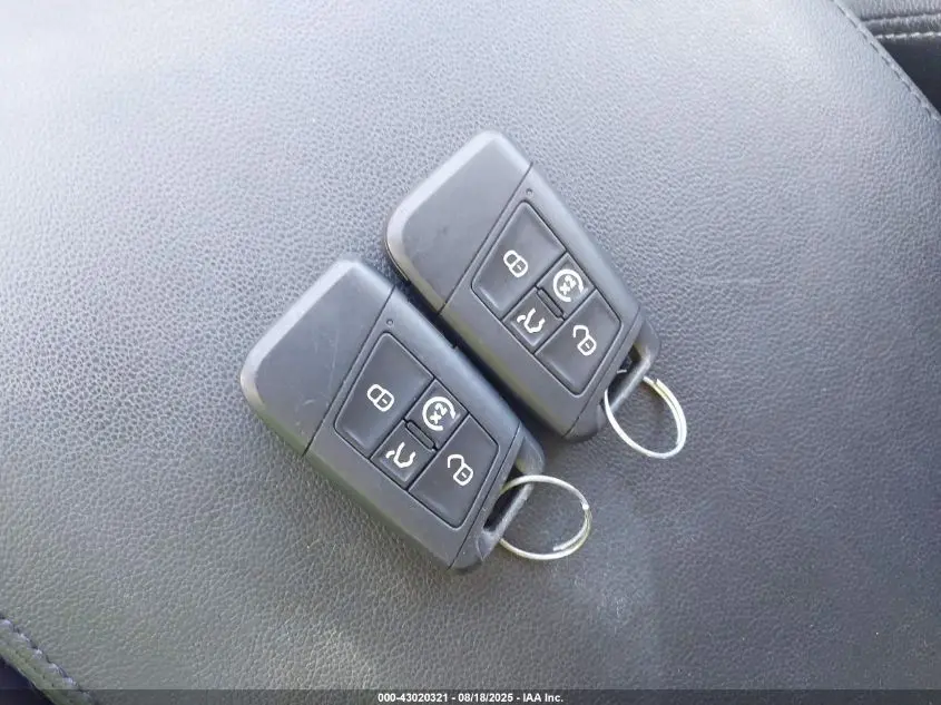 2019 VOLKSWAGEN ATLAS 3.6L V6 SE W/TECHNOLOGY R-LINE