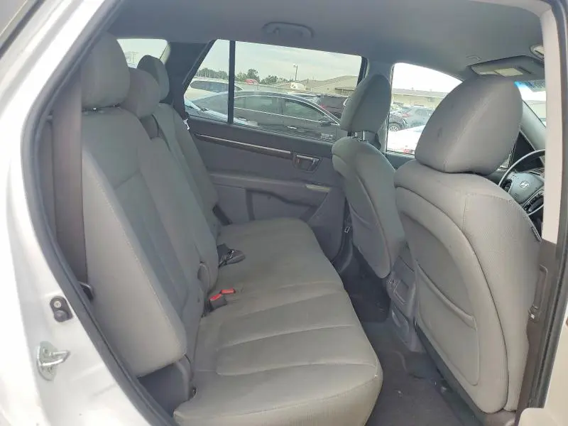 2011 HYUNDAI SANTA FE GLS  