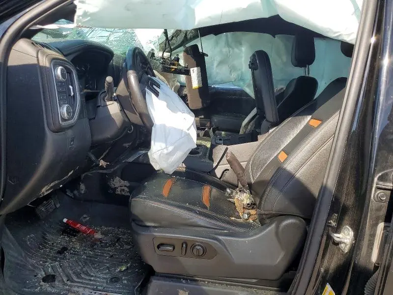 2021 GMC SIERRA K1500 AT4  