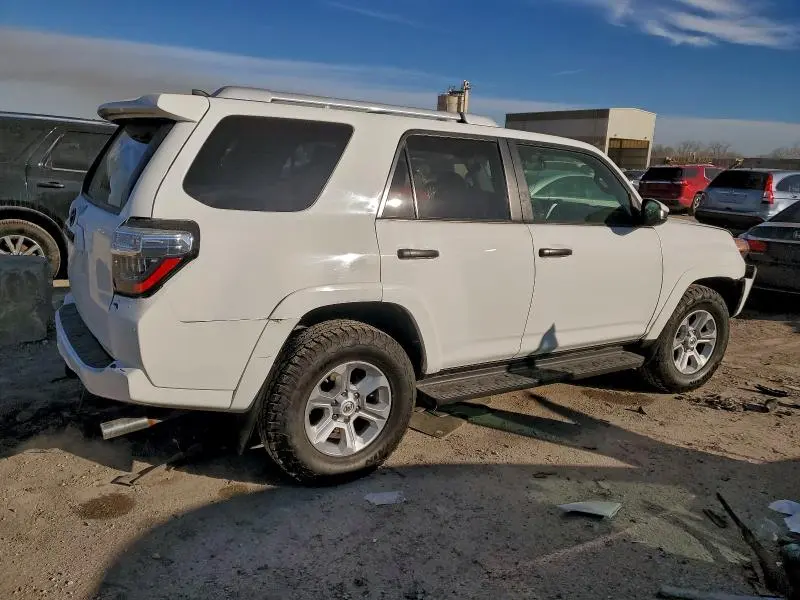 2018 TOYOTA 4RUNNER SR5  