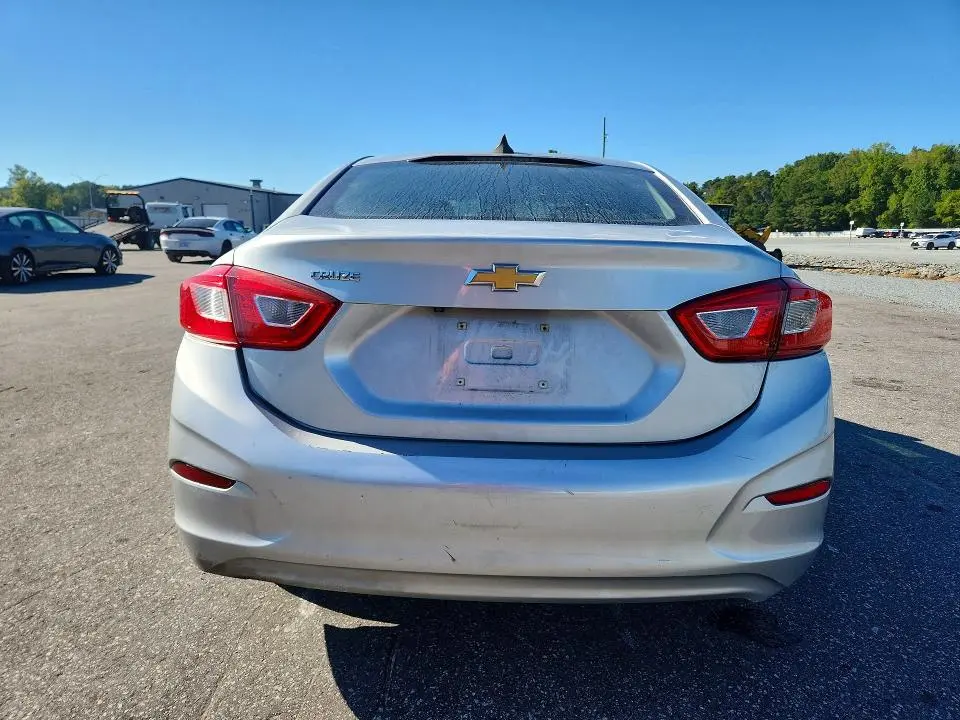 2018 CHEVROLET CRUZE LS  