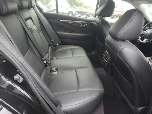 2015 INFINITI Q50 BASE  