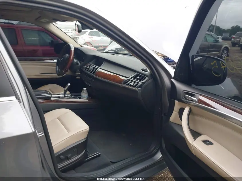 2013 BMW X5 XDRIVE50I