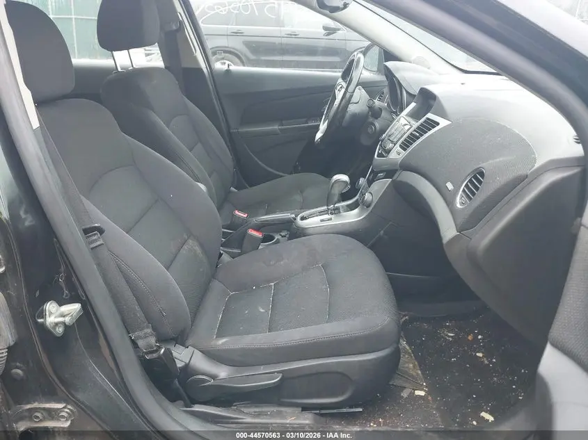 2014 CHEVROLET CRUZE 1LT AUTO