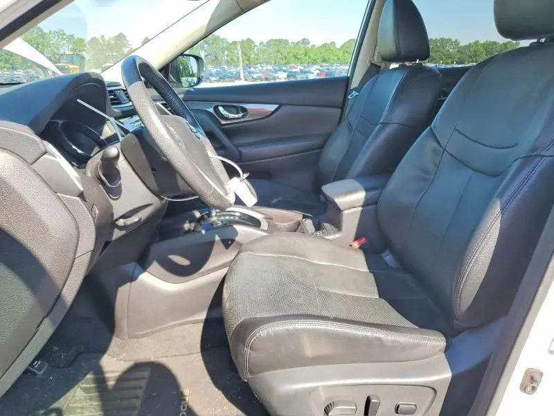 2016 NISSAN ROGUE SL  
