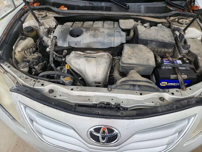 2010 TOYOTA CAMRY BASE  