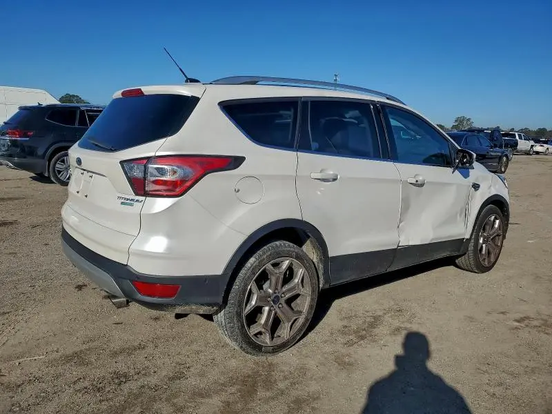 2017 FORD ESCAPE TITANIUM  
