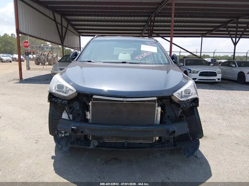 2016 HYUNDAI SANTA FE SE